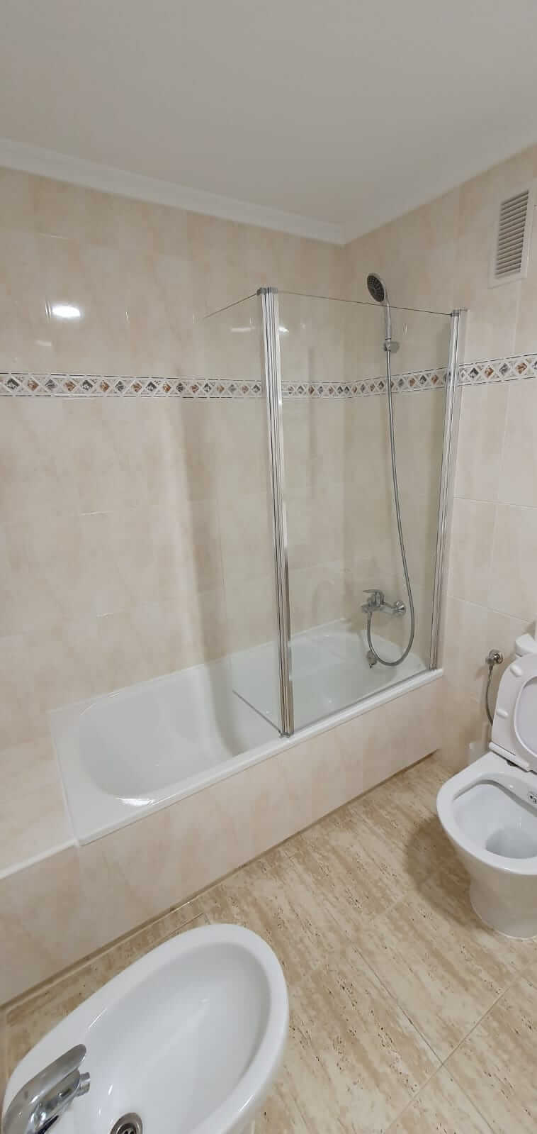 first foor bathroom